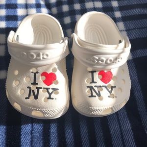 Baby Crocs - I love NY